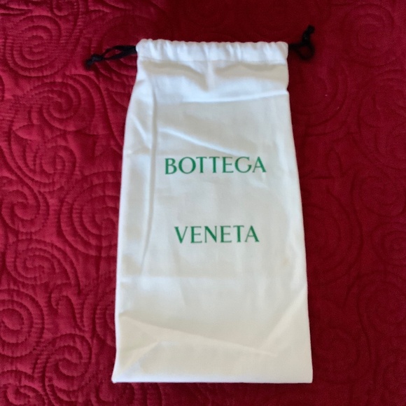 Bottega Venetta Flannel Drawstring Logo Purse Dust Bag  Adjustable drawstrings - Picture 4 of 5